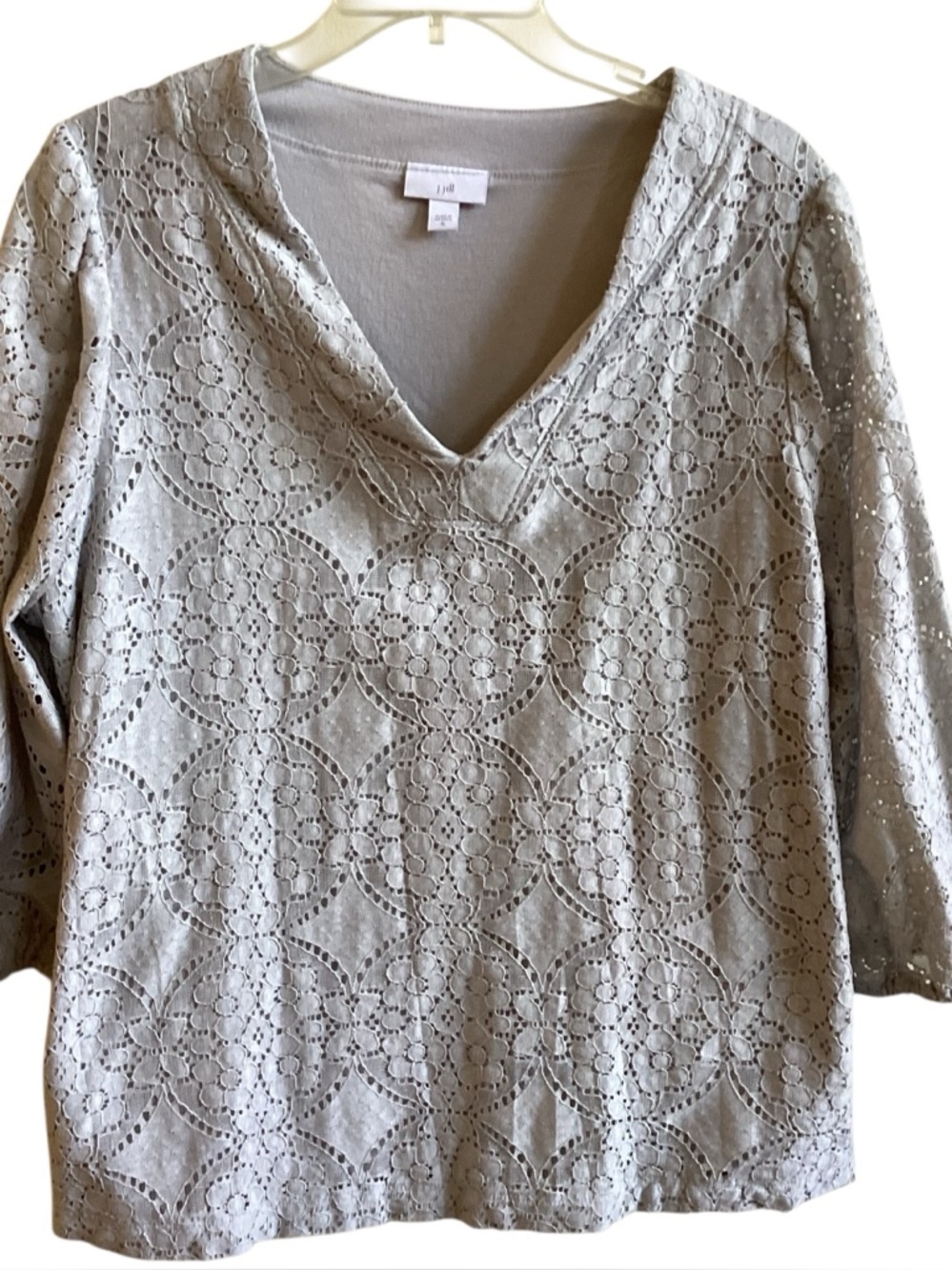 J. Jill Light Gray Soft Lace V-Neck Top Misses size XL